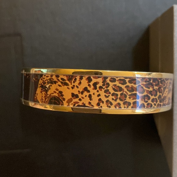 Saint Laurent Pattern Leopard Bangle in Metal and Resin - Picture 4 of 6